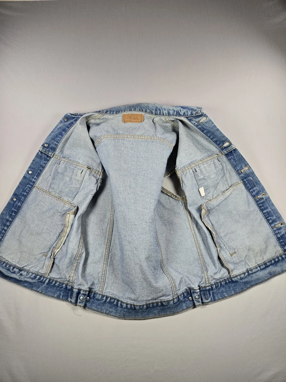 Vintage Levi's 70507 Made in USA Denim Trucker Vest Size Medium Excell Condition - Picture 8 of 12